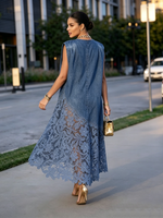 Vestido vaquero elegante con escote en V y dobladillo de encaje floral