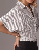Top da donna casual versatile a righe con vita plissettata e effetto snellente