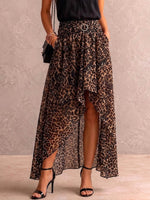 Damen Chiffonrock mit hoher Taille, Leopardenmuster und asymmetrischem High-Low-Saum.