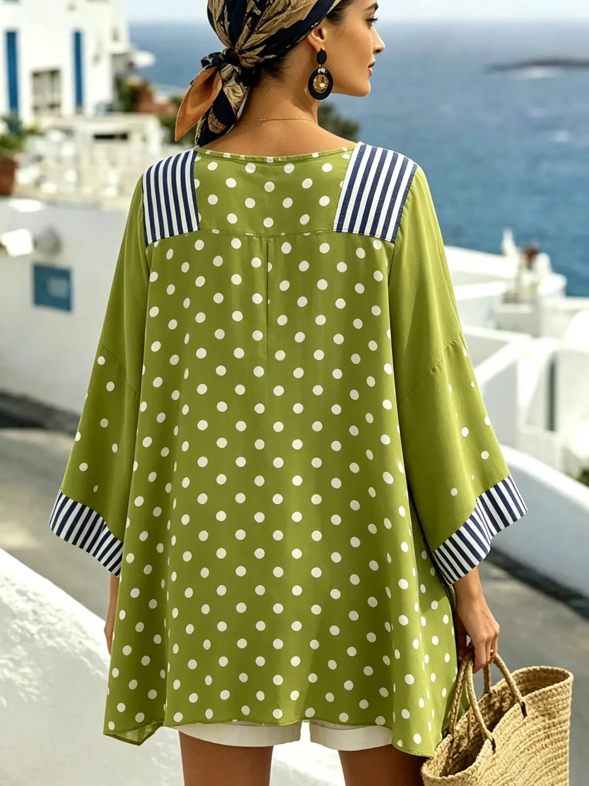 Damen Bluse mit Rundhalsausschnitt, 3/4-Ärmeln, zweifarbigem Polka-Dot-Muster und kontrastierenden Streifen im Patchwork-Stil