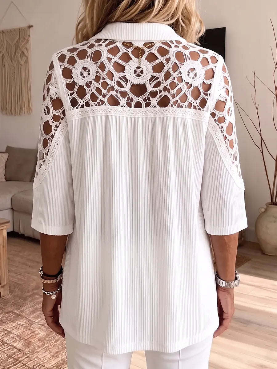 Elegante weiße Häkelspitzen-Tunika mit Knopfleiste