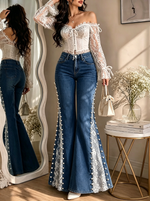 Schlanke Jeans mit weitem Bein, Spitzenbesatz, Farbblockierung und Perlenverzierung