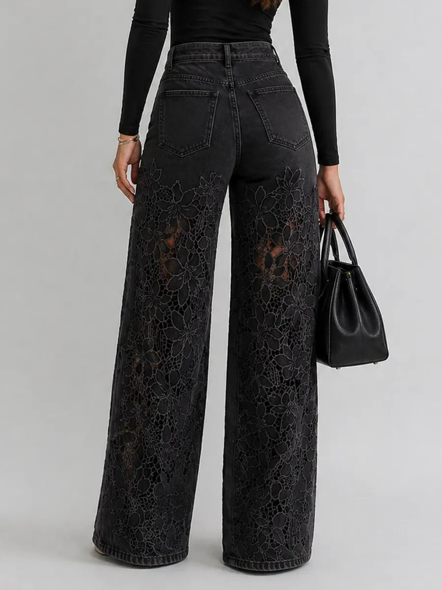 Jeans mit Spitzen-Ausschnitt und weitem Bein aus Denim