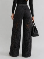 Jeans mit Spitzen-Ausschnitt und weitem Bein aus Denim
