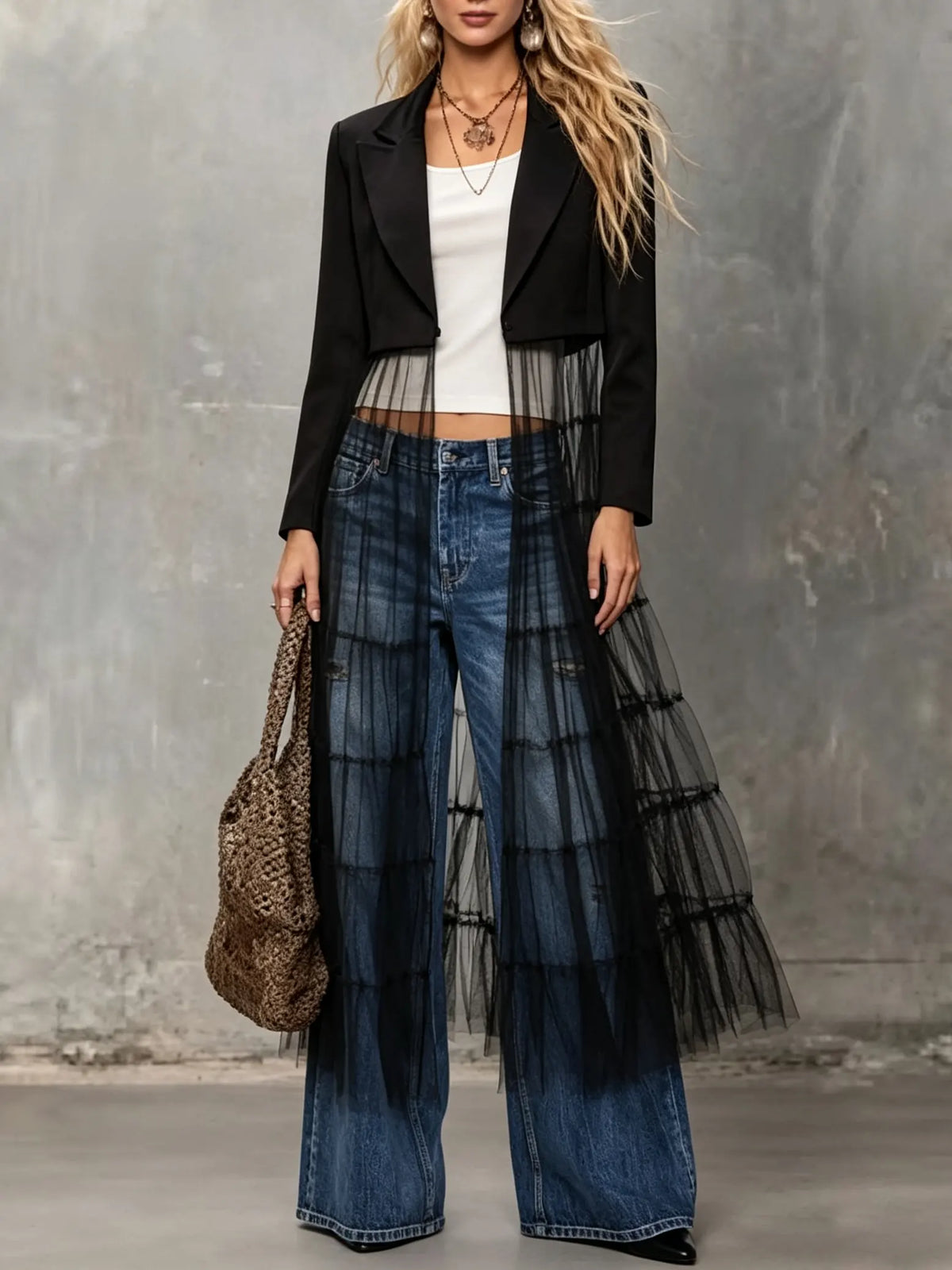 Blazer corto da donna in rete con patchwork