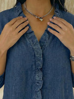 Camicia casual da donna in denim con scollo a V e volant