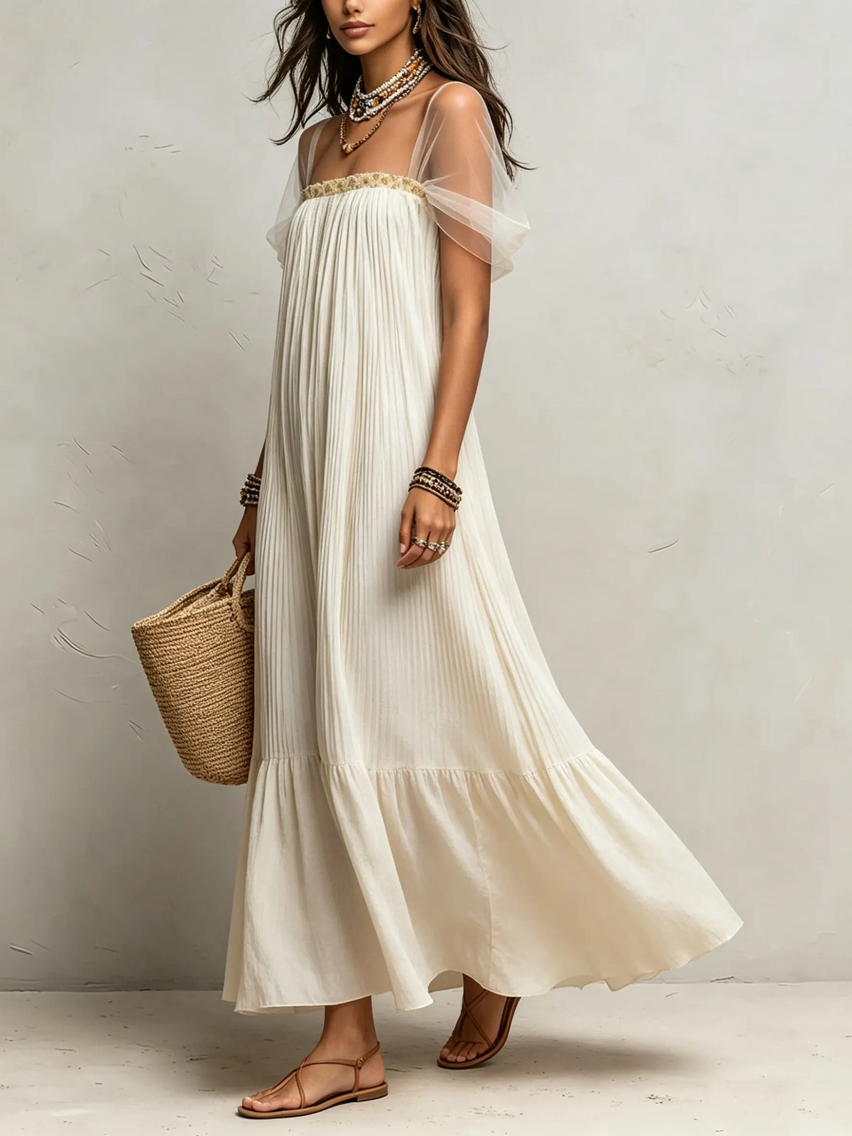Maxikleid für Damen mit plissierten, transparenten Ärmeln und Rüschen