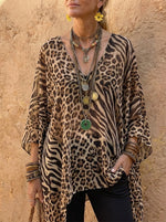 Top poncho para mujer con estampado animal y escote en V