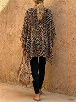 Top poncho para mujer con estampado animal y escote en V