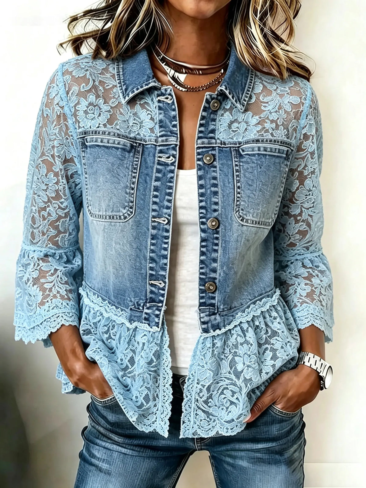 Chaqueta corta de mezclilla para mujer con encaje floral combinado