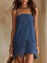Vestito in denim asimmetrico da donna con pizzo rifinito