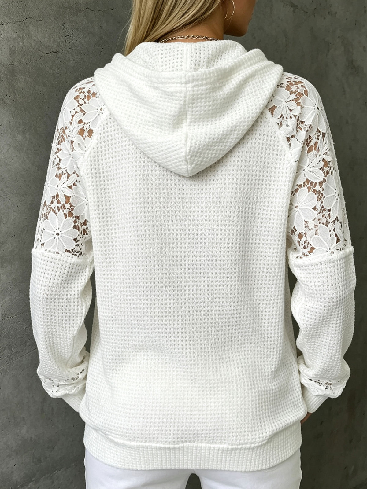 Damen Kapuzenpullover mit Blumen-Spitzenmuster, Raglanärmeln, Waffelstrick und Kordelzug