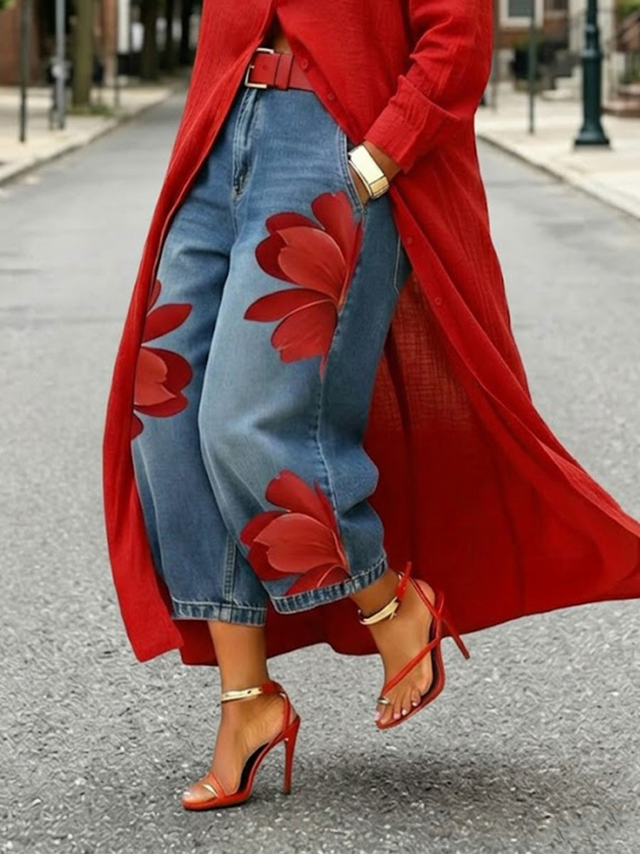Jeans casuales con estampado artístico