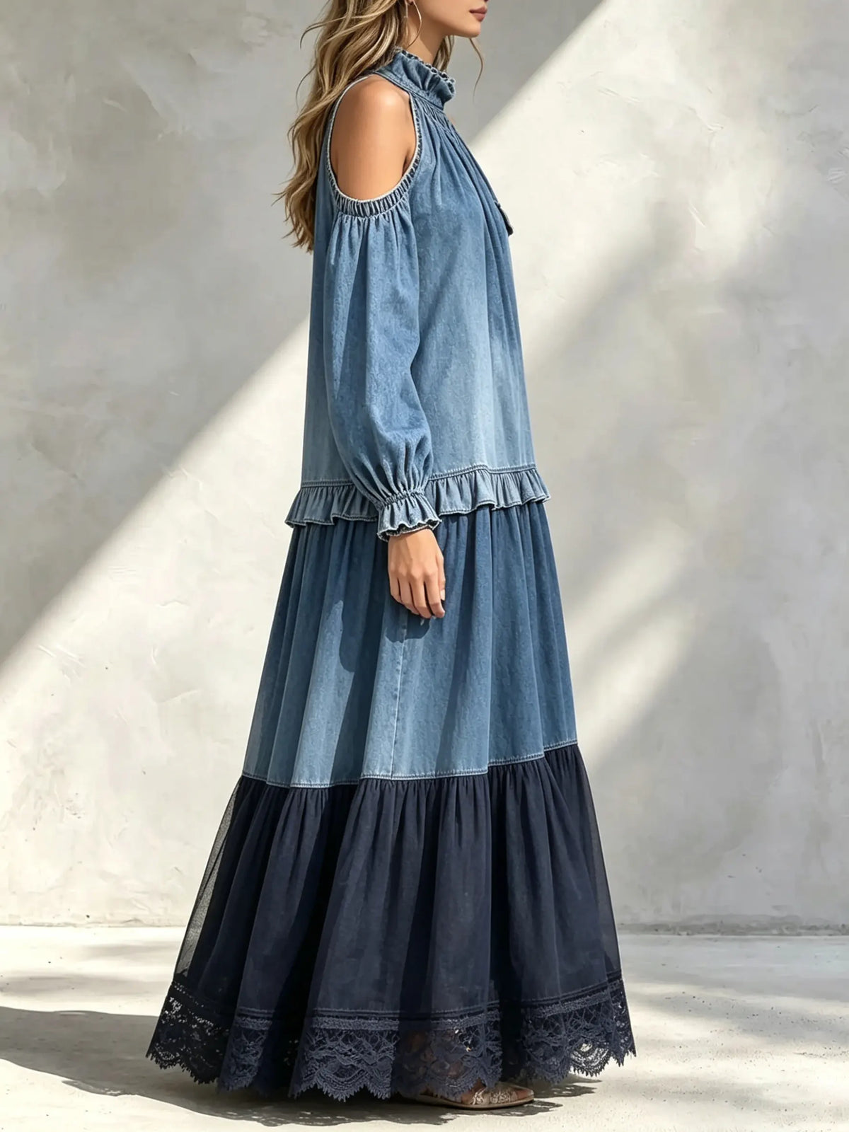 Damen Maxikleid mit Farbverlauf, Denim, einfarbig, Neckholder, schulterfrei und gestuft