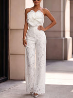 Elegantes romantisches Resort-Outfit mit floralem Zweiteiler