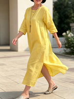 Sonnengelbes Kleid aus Baumwoll-Leinen mit seitlichen Schlitzen
