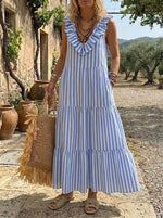 Damenkleid mit blauen und weißen Streifen, gestuft und mit Rüschen versehen