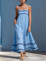 Vestito midi da donna in cotone e lino con spalline sottili, tasche e rifiniture a zigzag ricamate