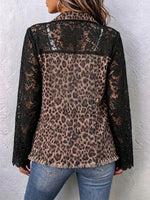 Casual denimjakke med leopardmønster og blonderpaneler