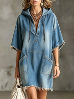 Vestito corto in denim da donna, tinta unita, effetto lavato, con cappuccio, tasca e maniche corte con bordo grezzo