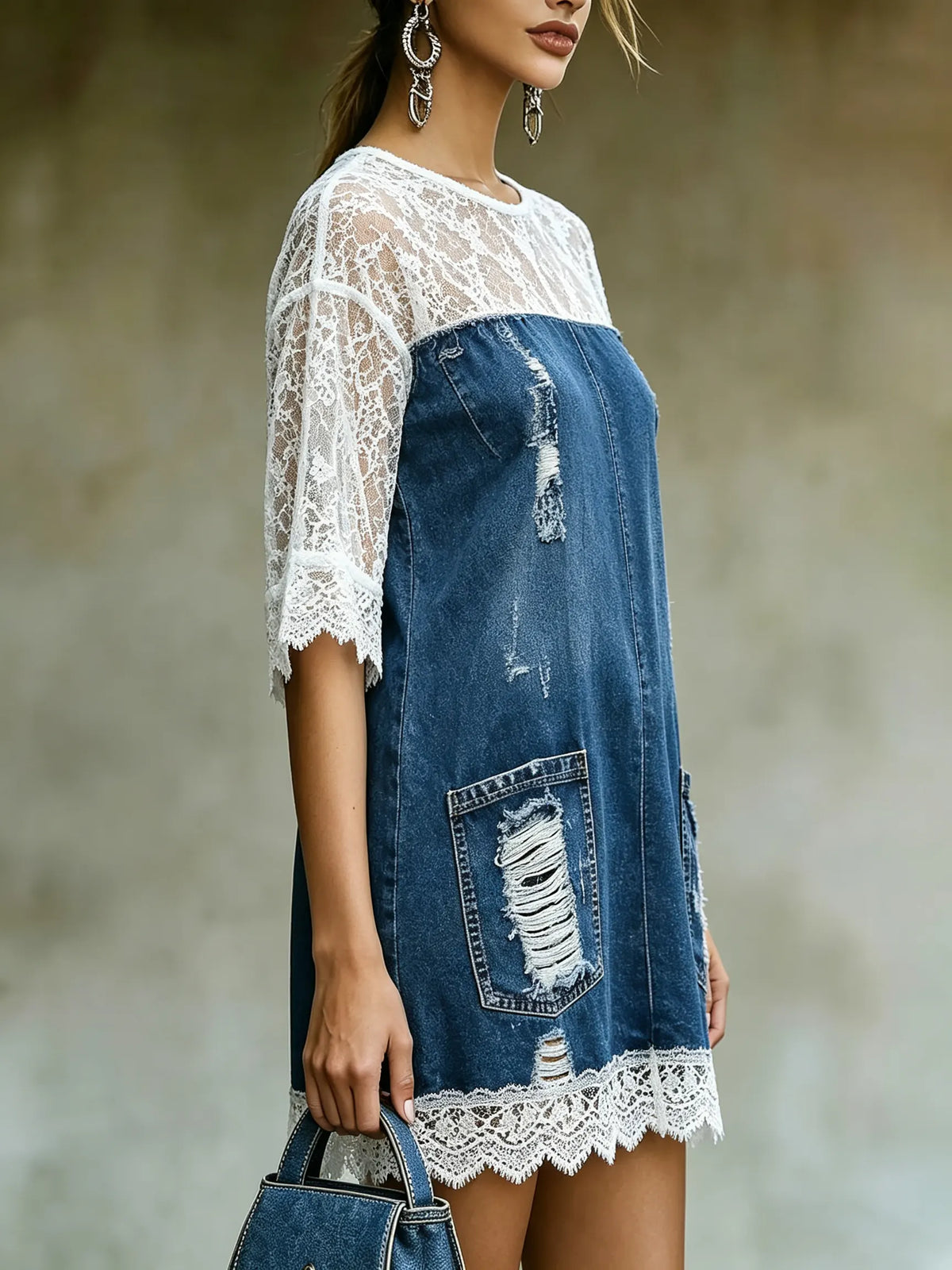 Damen Mini-Kleid aus verwaschenem Denim mit Spitzenärmeln