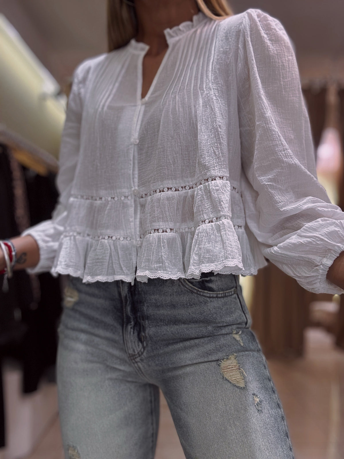 Camicia comoda e casual in lino e cotone con rifiniture