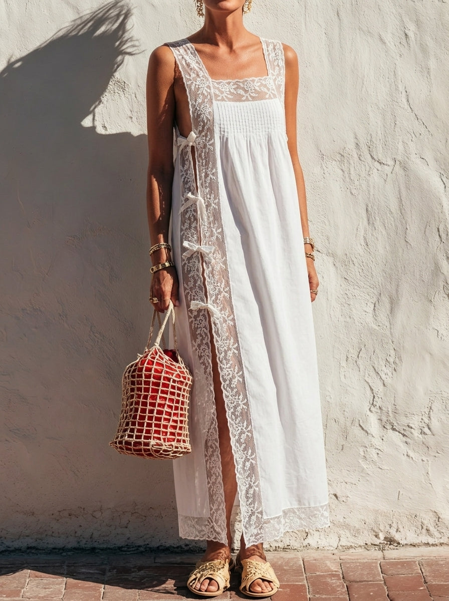 Maxikleid für Damen mit Spitzen-Seiteneinsatz und Schlitz
