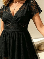 Vestido Midi Feminino de Renda Lisa com Decote em V Transparente