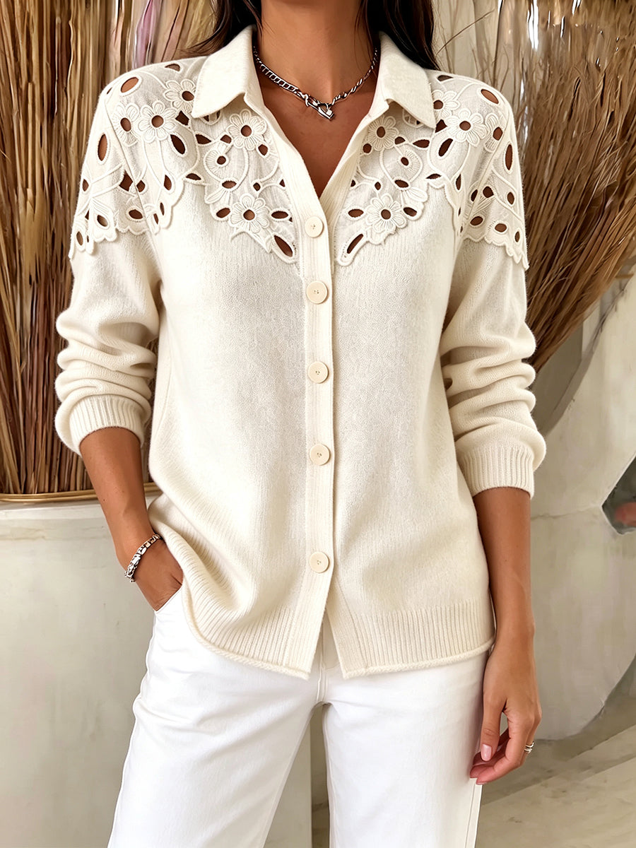 Elegante chique gebreide top met bloemenuitsnijding