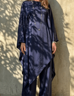 Ensemble deux pièces en satin pour femme, comprenant un haut long asymétrique à manches châle et un pantalon large