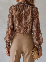 Lotusblatt V-Ausschnitt Schlangenledermuster Chiffonbluse