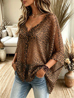 Blusa transparente de mujer con estampado de leopardo y botones delanteros