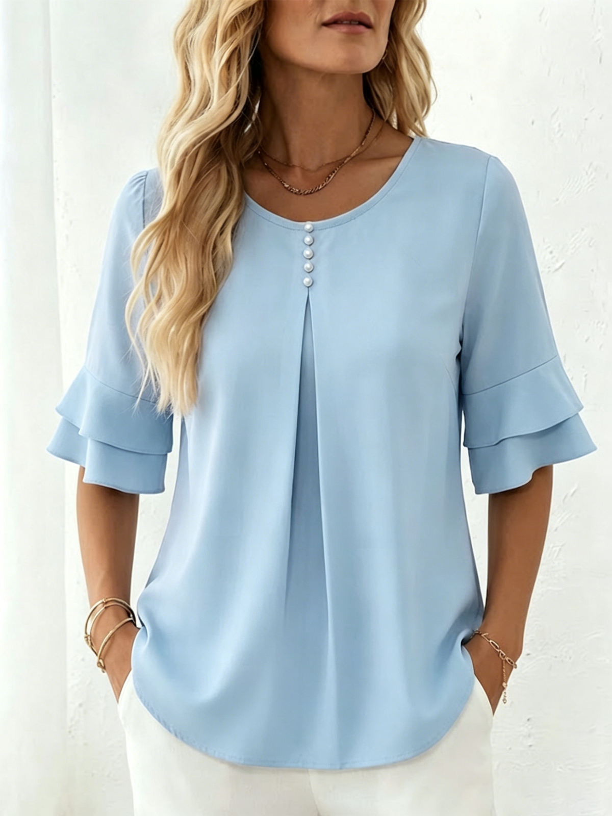 Camicia a maniche corte a vestibilità ampia e snellente con balze a doppio strato