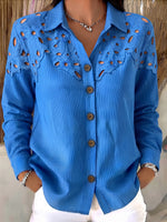 Camicia elegante in velluto a coste con pannelli traforati a motivo floreale
