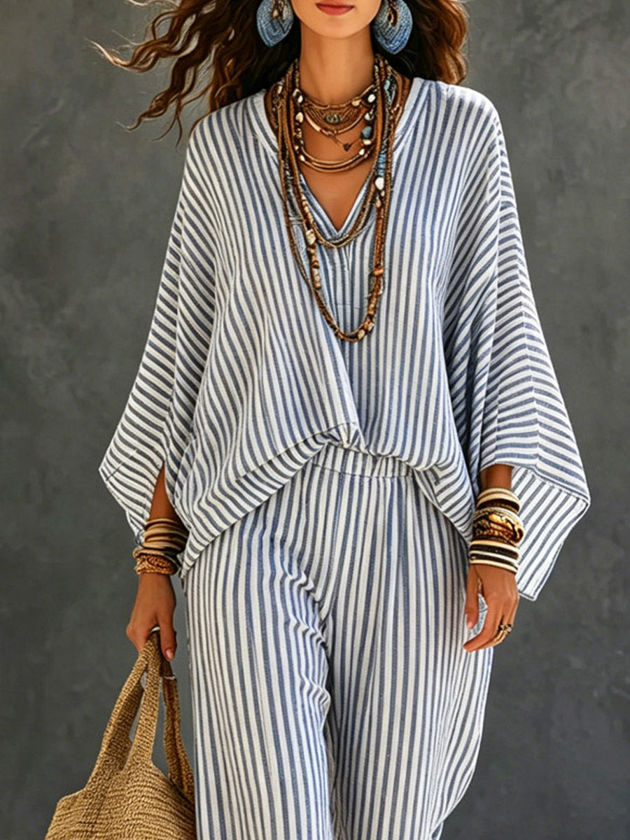 Completo donna a due pezzi in cotone e lino con maglia a maniche lunghe a righe e pantaloni casual artisticamente stilizzati