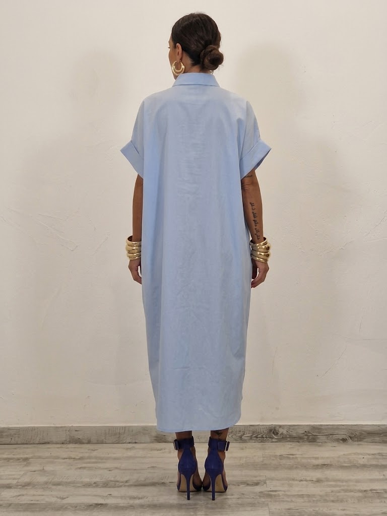 Lässiges Baumwoll-Midikleid mit Kristallknopf-Verzierung