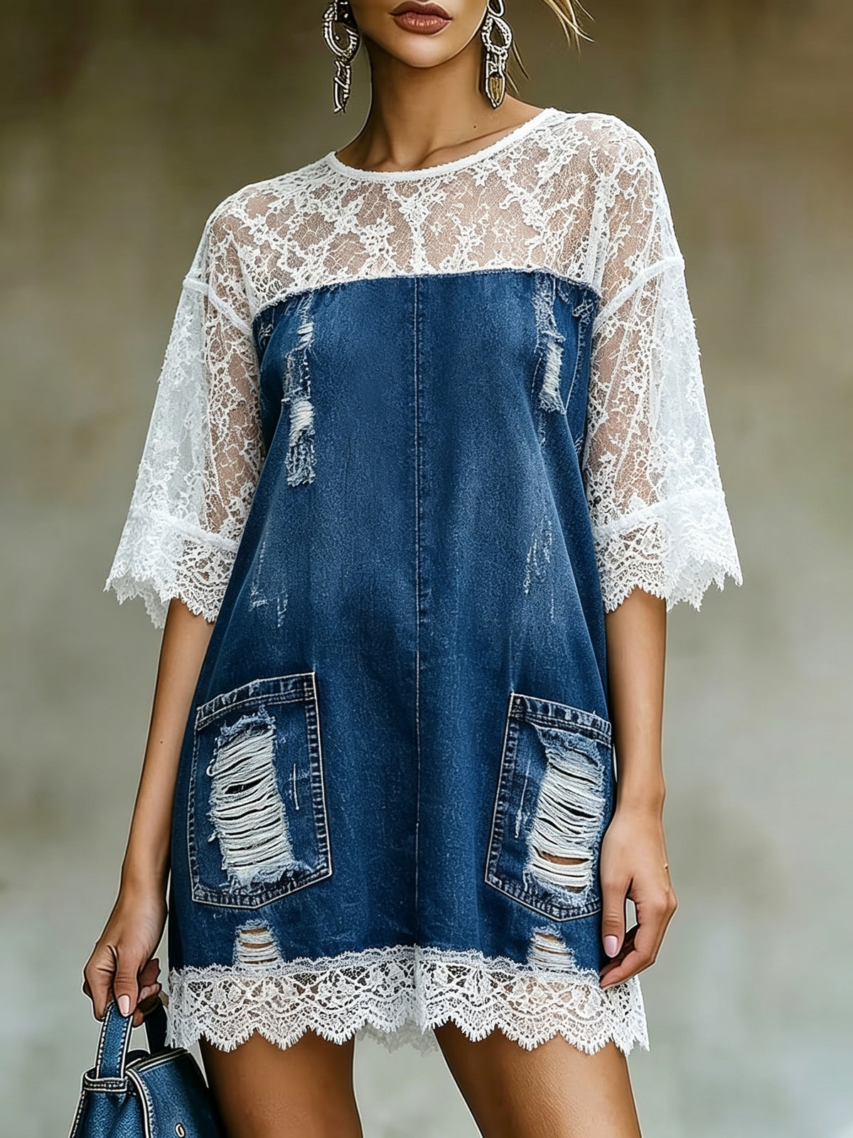 Damen Mini-Kleid aus verwaschenem Denim mit Spitzenärmeln
