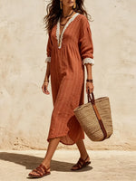 Gestreiftes Midi-Kleid für Damen mit V-Ausschnitt und Spitzenbesatz