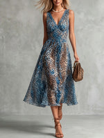 Vestito midi da donna con scollo a V e stampa leopardata