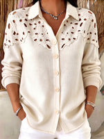 Elegante chique gebreide top met bloemenuitsnijding