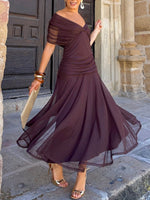 Elegantes, dehnbares Mesh-Kleid mit gerafftem Schnitt