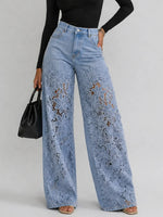 Jeans de mezclilla de pierna ancha con recortes de encaje